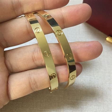 how much is a cartier love bracelet in dubai